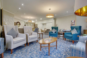 Communal Lounge- click for photo gallery